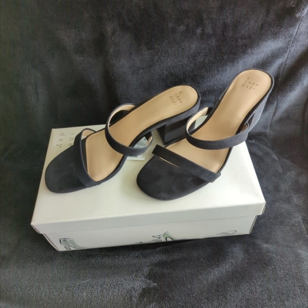 Black 2" heels